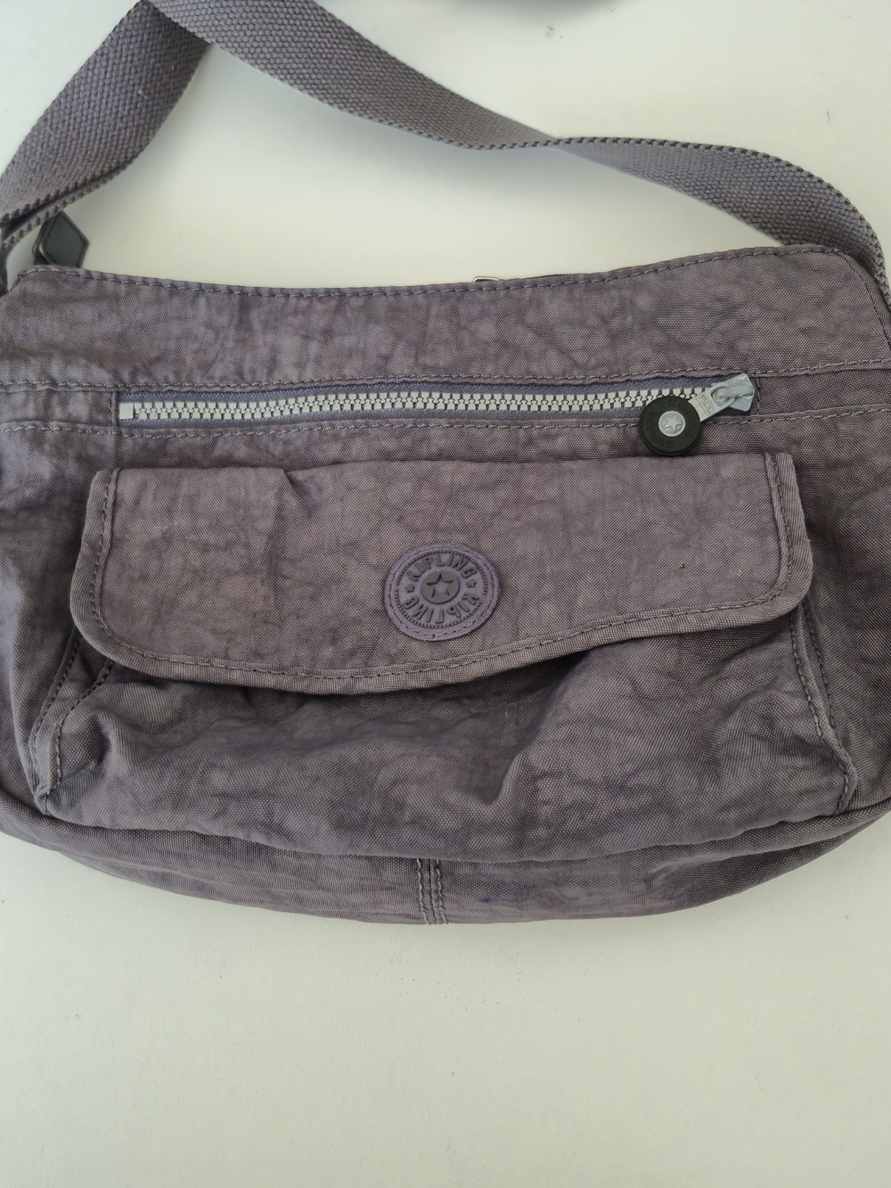 Kipling Grey Nylon Crossbody Bag Vintage Crinkled Messenger Shoulder Purse